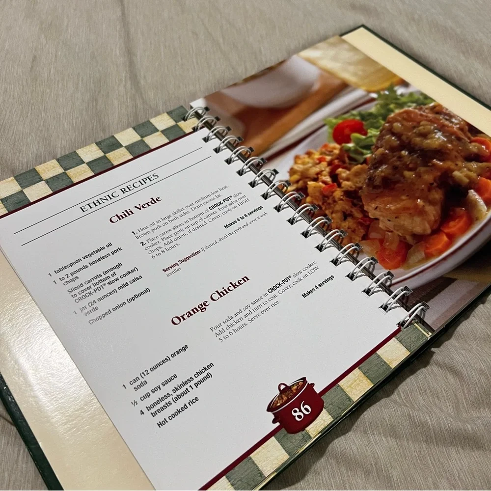 Crock-Pot 5 Ingredients or Less Cookbook Recipes | Slow Cooker Comfort Meals